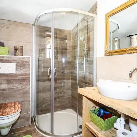 Nice In With 1 Bedrooms Kolsassberg